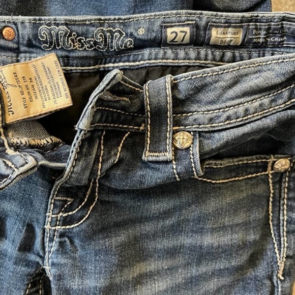 MISS ME MEDIUM WASH SLIM BOOT CUT JEANS  BUTTON TAB POCKETS SIZE 27 - Picture 10 of 10